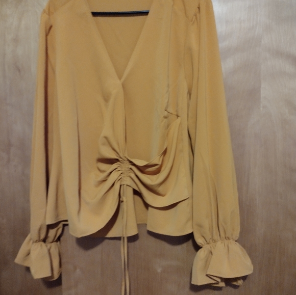 Wrapped blouse - Picture 9 of 13